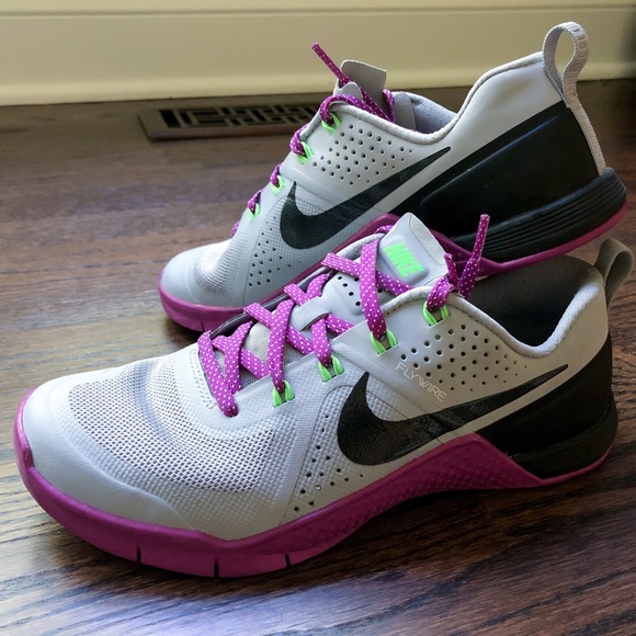 nike metcon 1 women's